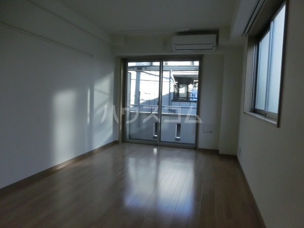 3/7 リビング/ダイニング