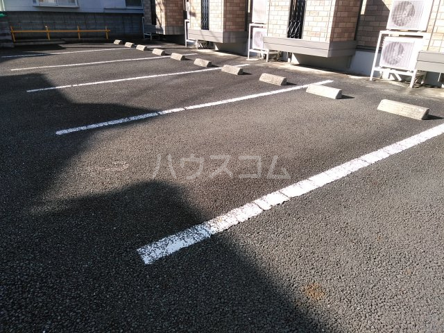 26/30 駐車場