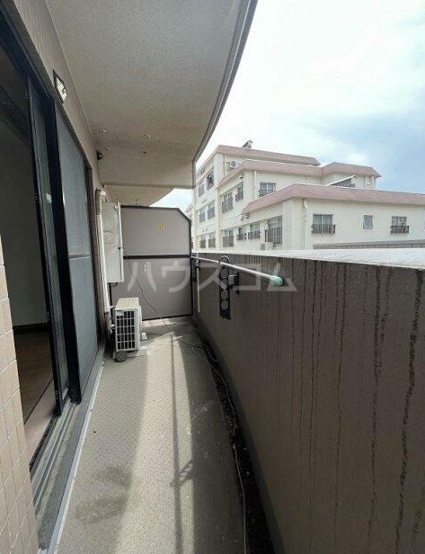 15/26 バルコニー