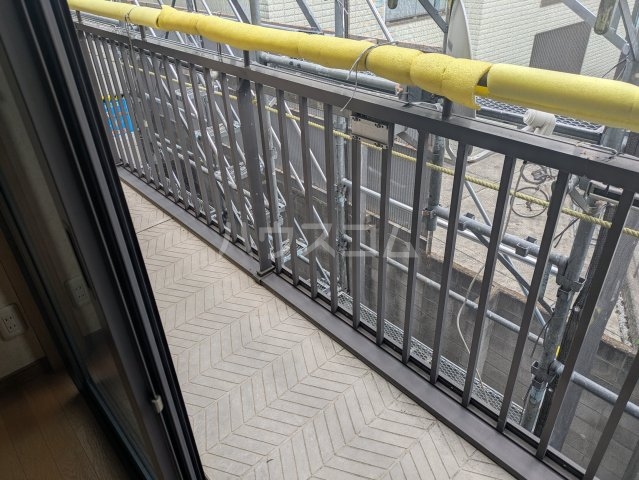 25/30 バルコニー