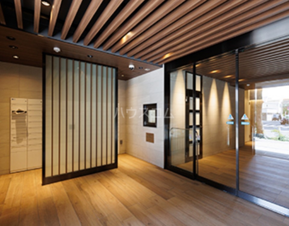 7/8 エントランス