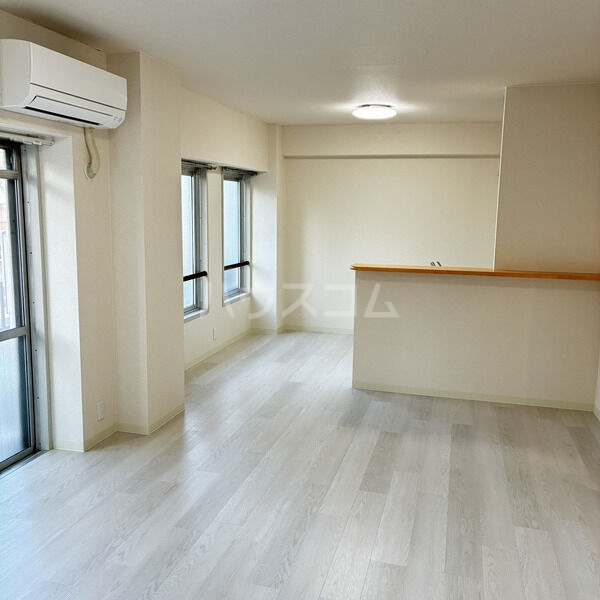 2/21 リビング/ダイニング