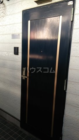 20/30 エントランス