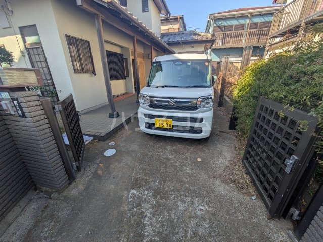 28/30 駐車場