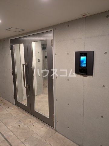 19/21 エントランス