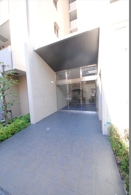 20/29 エントランス