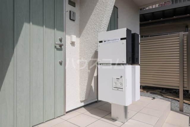 19/20 エントランス