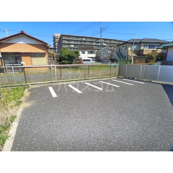 16/26 駐車場