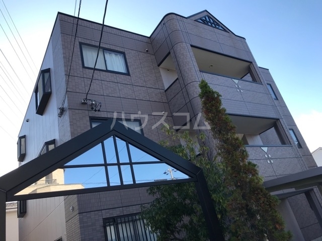 20/26 エントランス