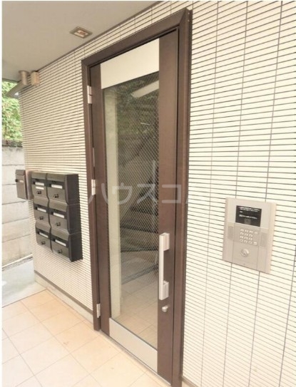 21/21 エントランス