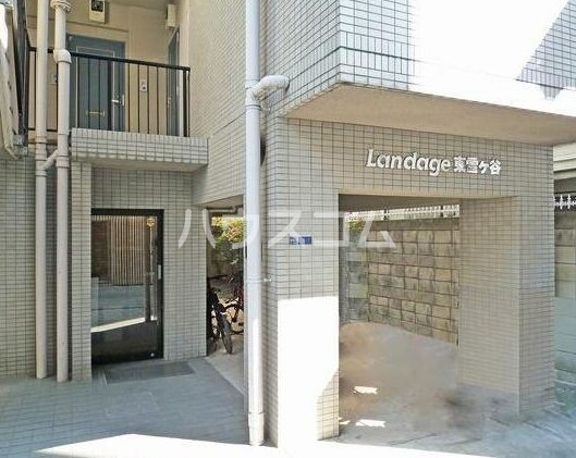 14/17 エントランス