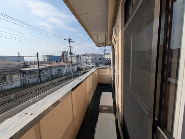 18/26 バルコニー