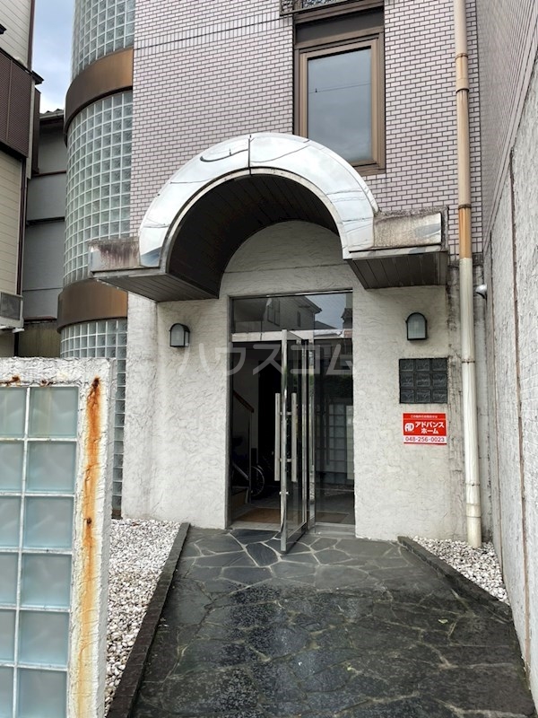 15/24 エントランス