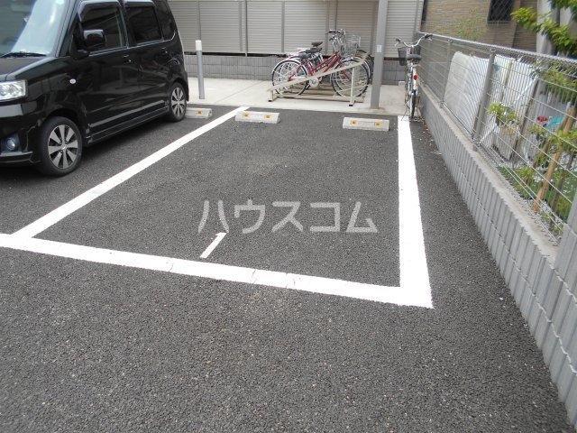 22/30 駐車場