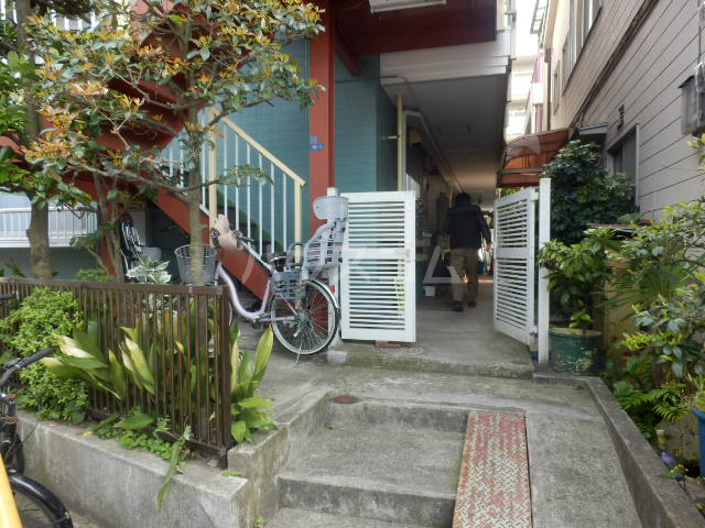 2/10 エントランス