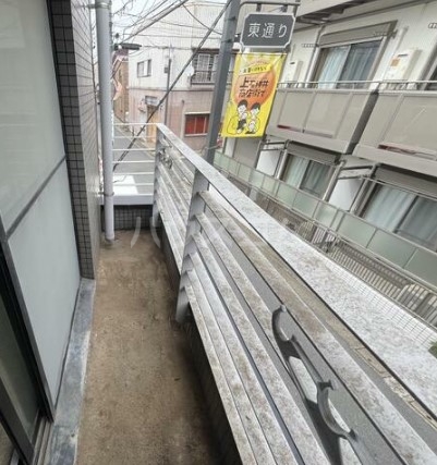 13/22 バルコニー