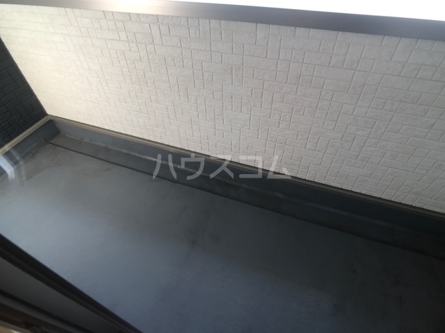 13/23 バルコニー