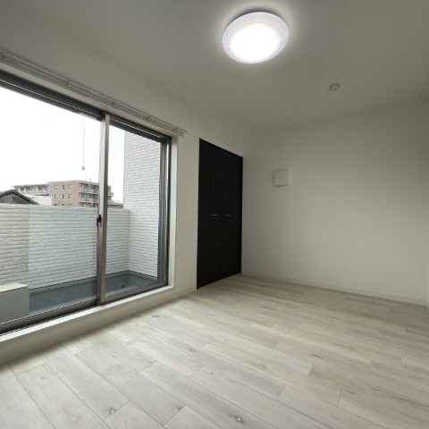 19/27 バルコニー