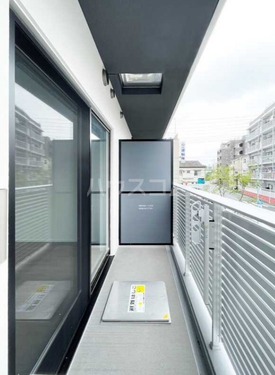 13/28 バルコニー