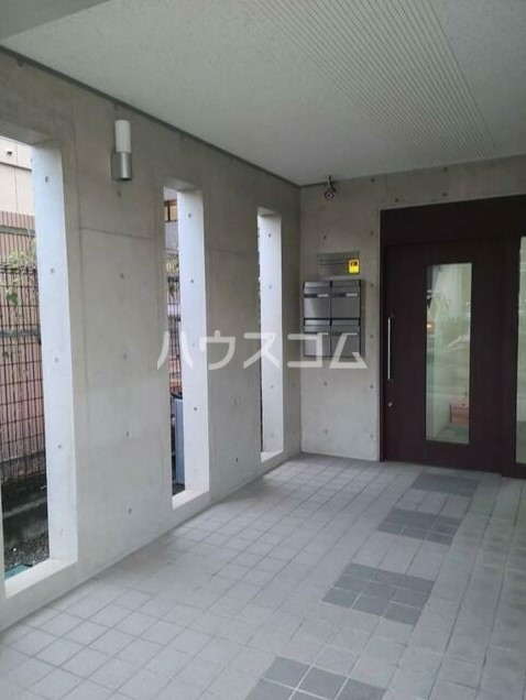 19/29 エントランス