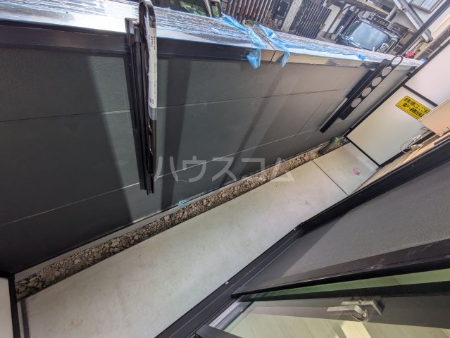 18/27 バルコニー