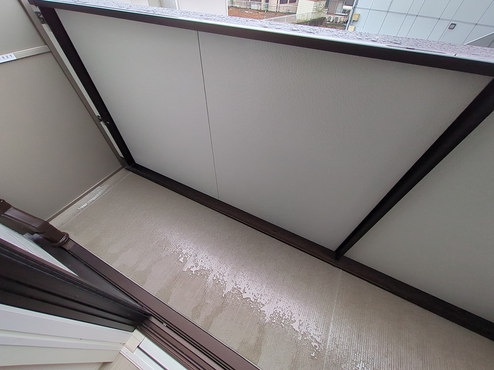 16/23 バルコニー