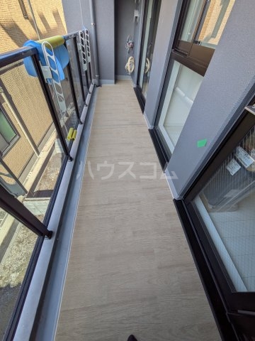 13/25 バルコニー