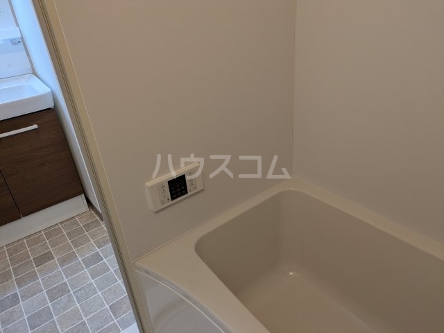 16/27 浴室