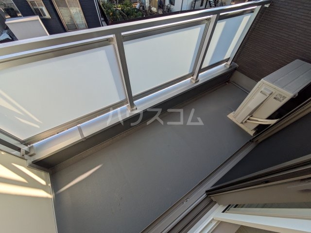 20/30 バルコニー