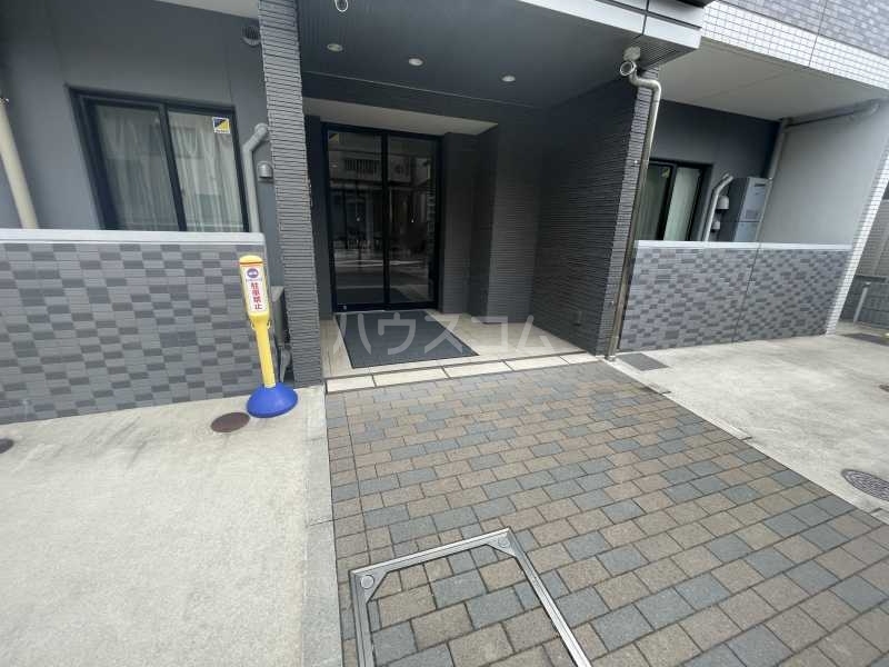 3/7 エントランス