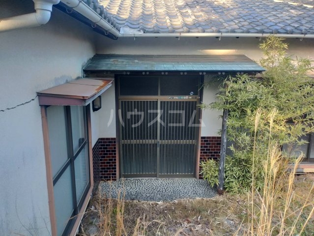 22/30 エントランス