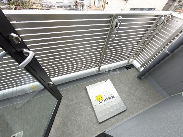 15/23 バルコニー