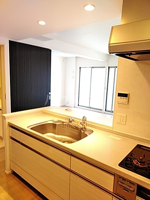 14/30 キッチン