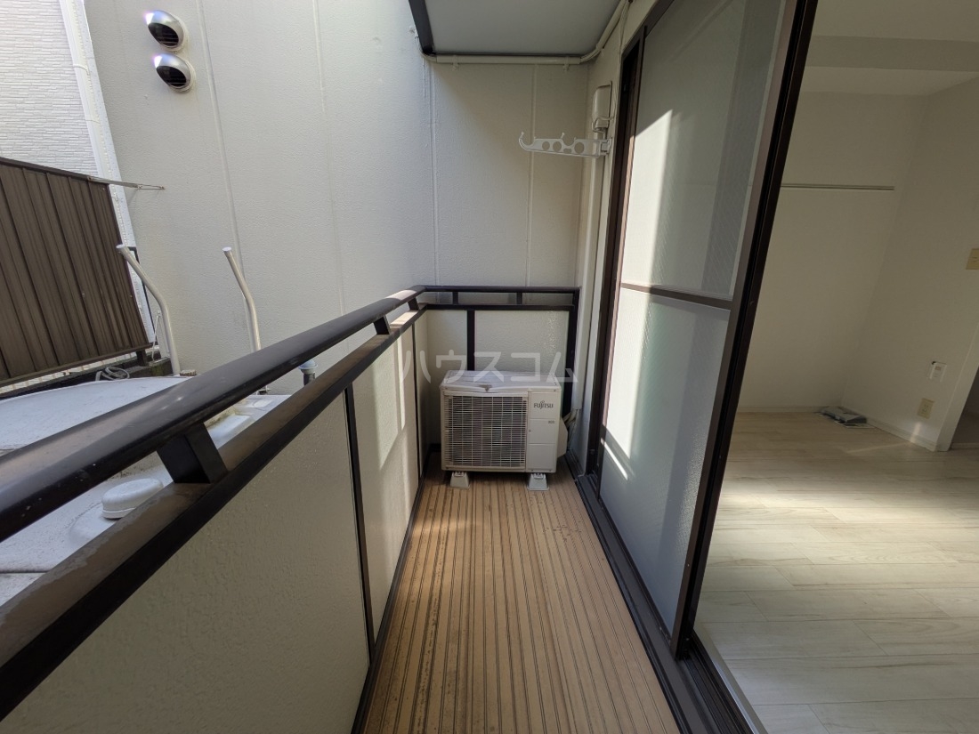 17/30 バルコニー