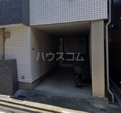 15/19 エントランス