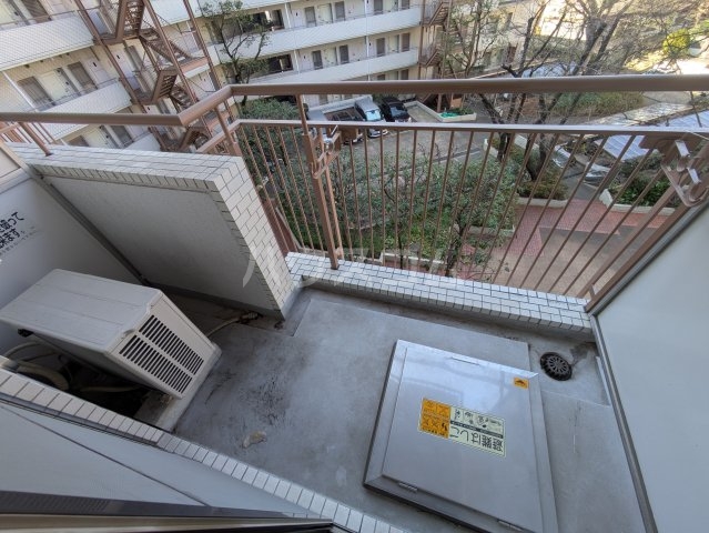 16/25 バルコニー
