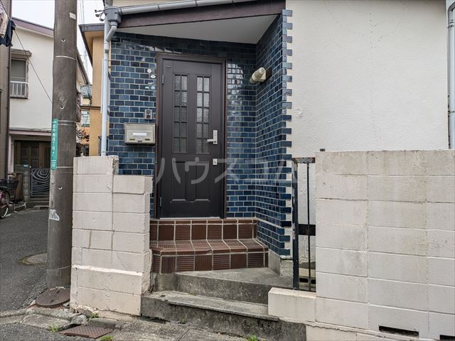 29/30 エントランス