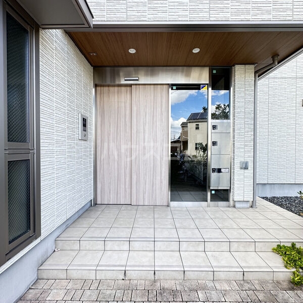 14/21 エントランス