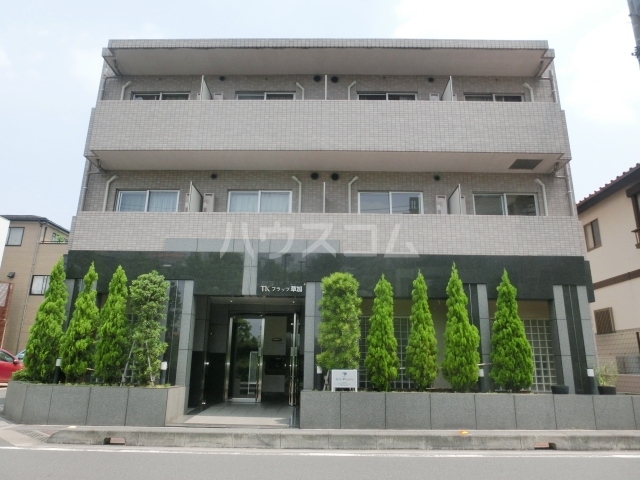 18/28 エントランス