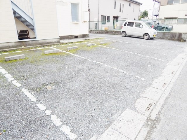 20/28 駐車場