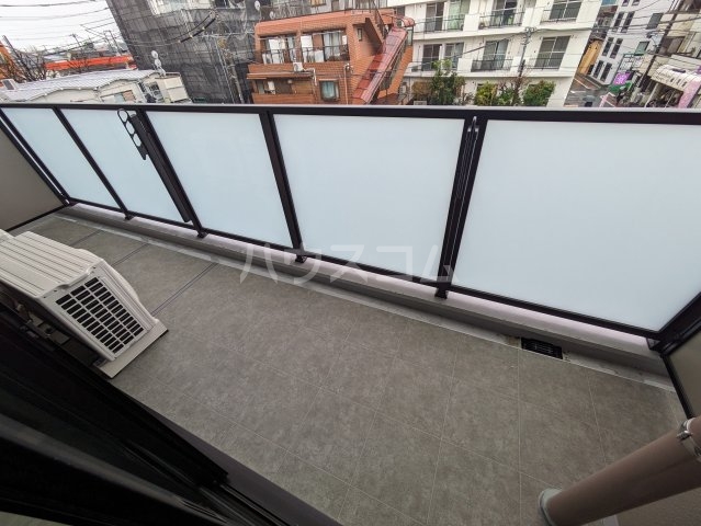 22/30 バルコニー