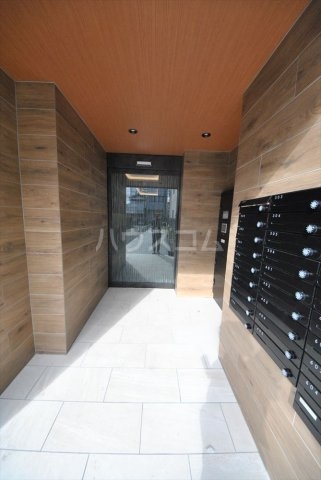 16/29 エントランス