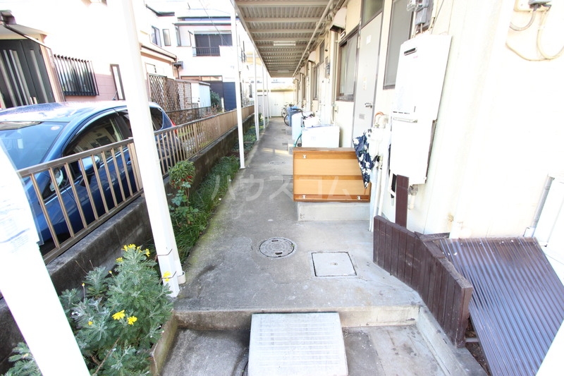 19/20 エントランス