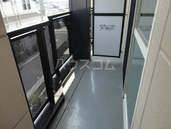 17/27 バルコニー