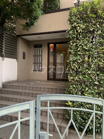 3/5 エントランス