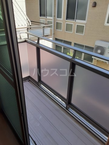 20/28 バルコニー