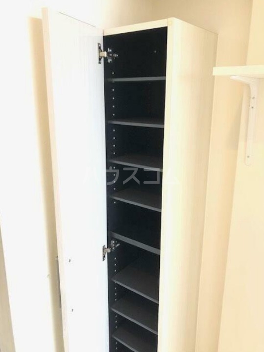 13/30 収納