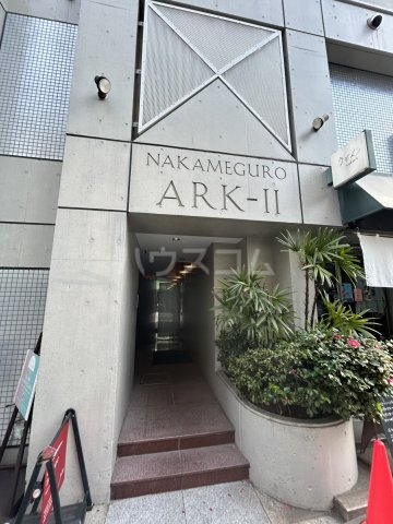 21/29 エントランス