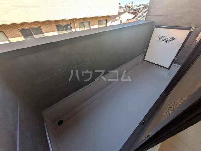 17/30 バルコニー