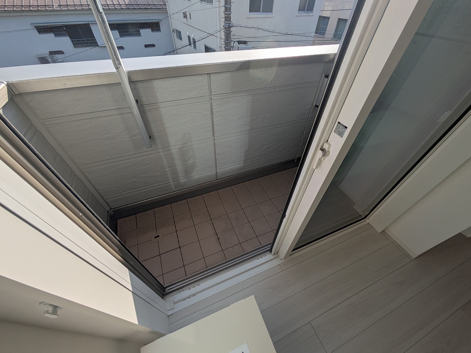 20/30 バルコニー